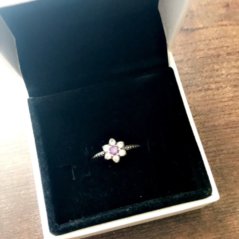 Pandora Ring
